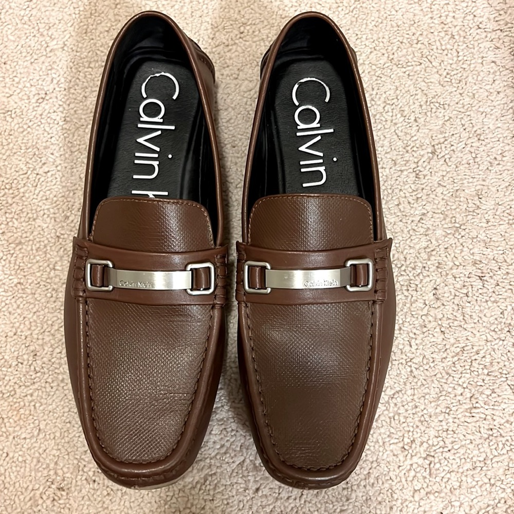 Men’s Calvin Klein dark brown leather loafer